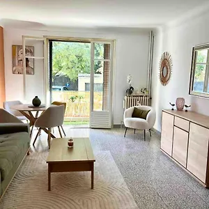 https://bel-appartement-lumineux-aix.fr-provencehotel.com